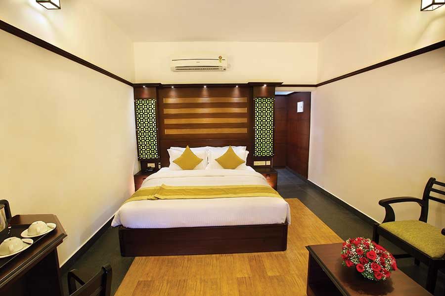 Grand Ayur Island Hotel Perumbalam Luaran gambar